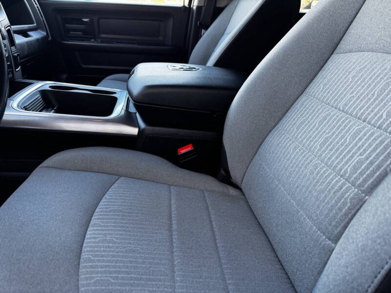 2023 RAM 1500 Classic Express