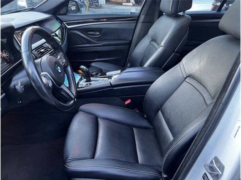 2014 BMW 5 Series 528i