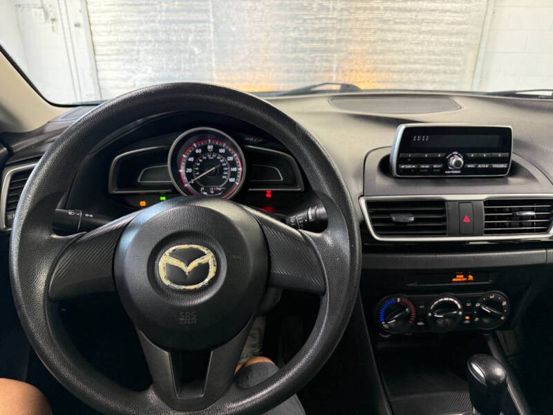 2014 Mazda MAZDA3 i SV
