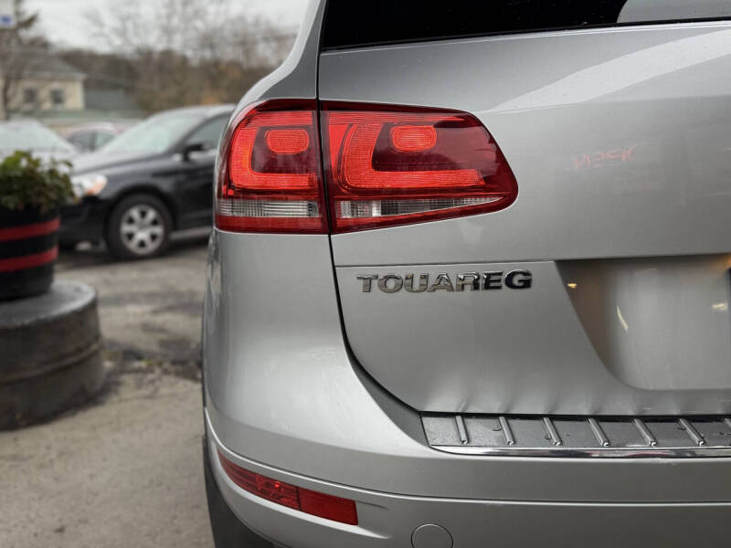 2012 Volkswagen Touareg TDI Lux