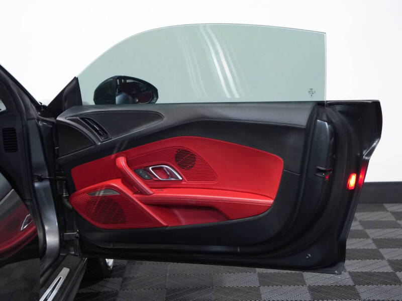 2017 Audi R8 5.2 quattro V10 Plus