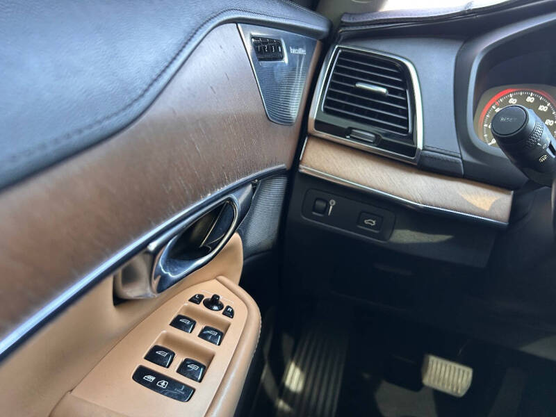 2016 Volvo XC90 T6 Inscription