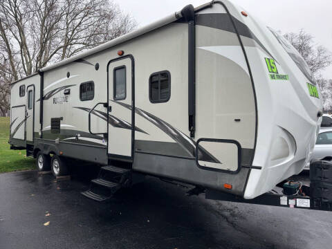 2015 Crossroads REZERVE 31SB BUNKHOUSE SLIDE for sale at Mancuso Country Auto in Batavia NY