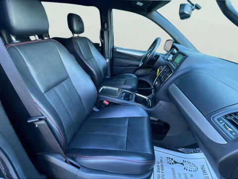 2017 Dodge Grand Caravan GT