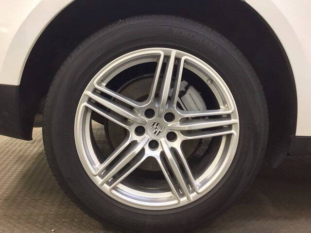 2017 Porsche Macan S