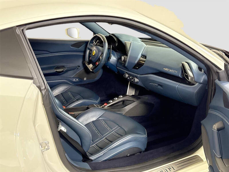 2016 Ferrari 488 GTB