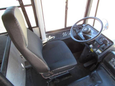 2005 Thomas Built Buses Transit-Liner EF