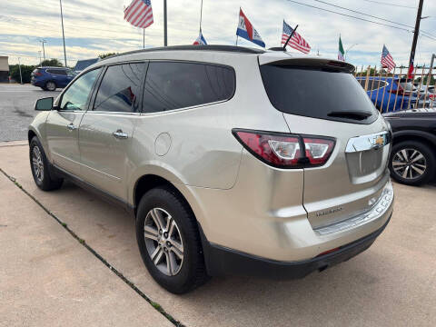 2017 Chevrolet Traverse LT