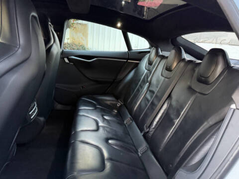 2014 Tesla Model S 85