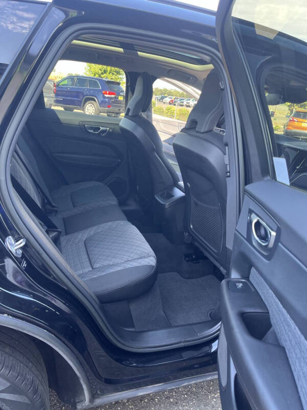 2023 Volvo XC60 B5 Core