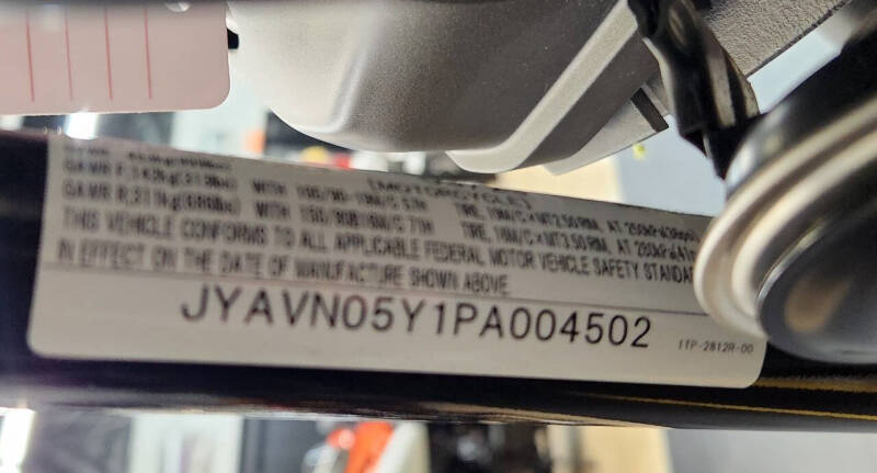 2023 Yamaha Bolt R-Spec