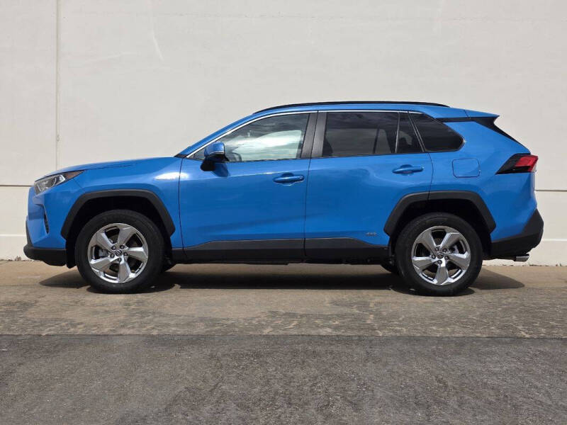 2021 Toyota RAV4 Hybrid XLE Premium