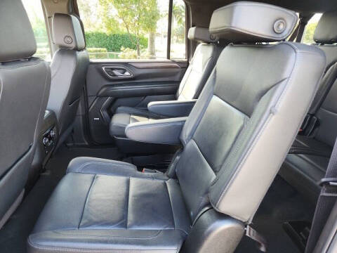 2024 Chevrolet Suburban LT