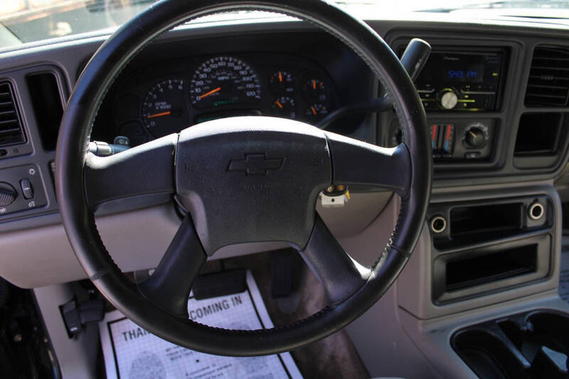 2003 Chevrolet Tahoe LS