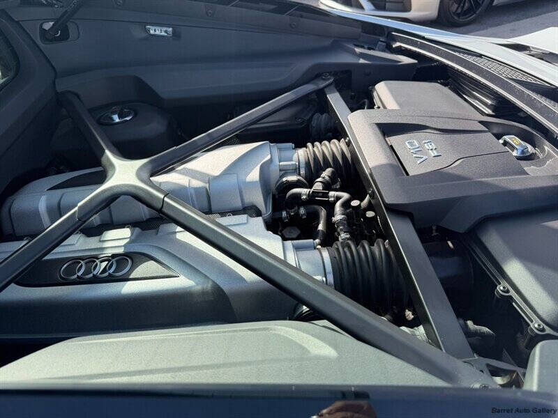 2023 Audi R8 5.2 V10 performance