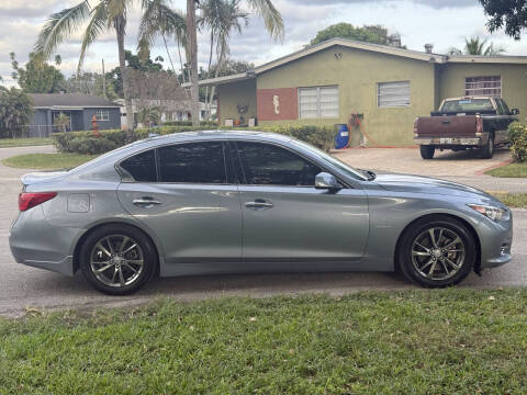 2015 Infiniti Q50 Hybrid Premium