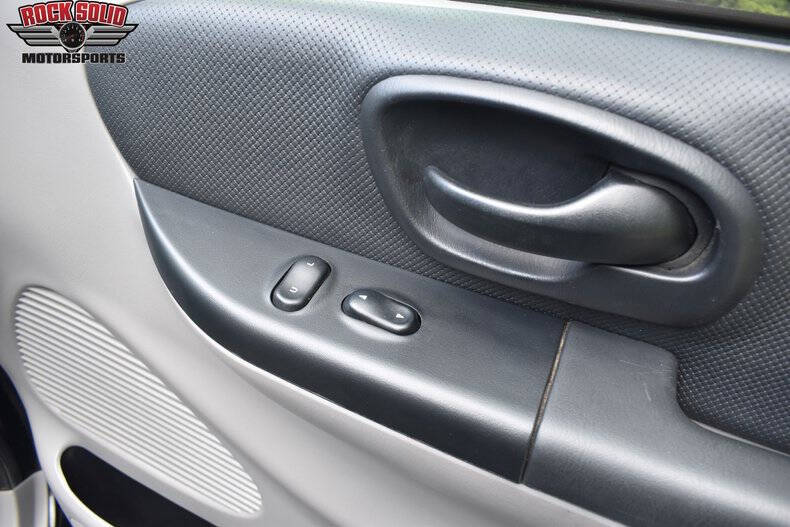 2000 Ford F-150 SVT Lightning