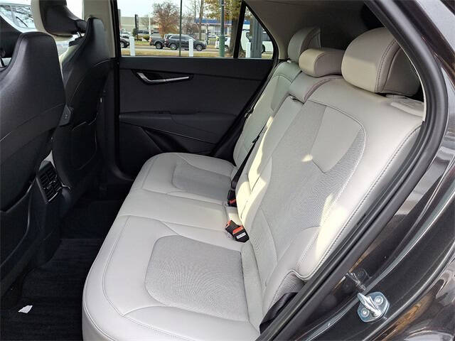 2025 Kia Niro EX Touring