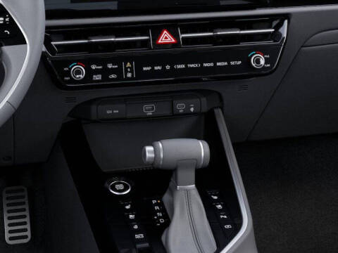 2025 Kia Niro SX Touring
