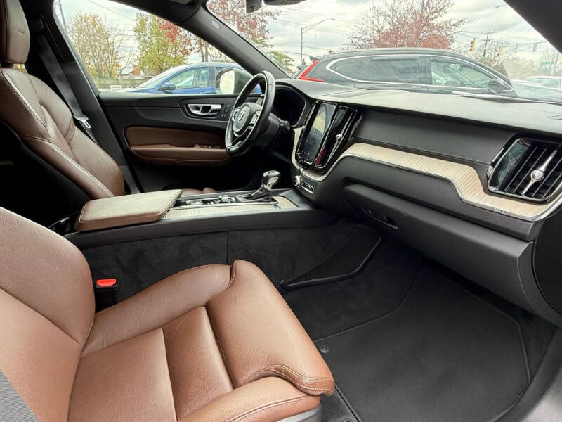 2020 Volvo XC60 T5 Inscription