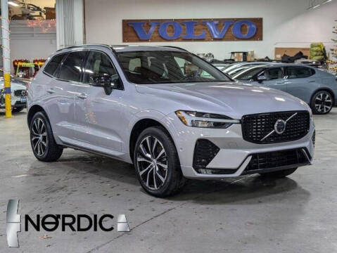 2025 Volvo XC60 B5 Plus Dark Theme