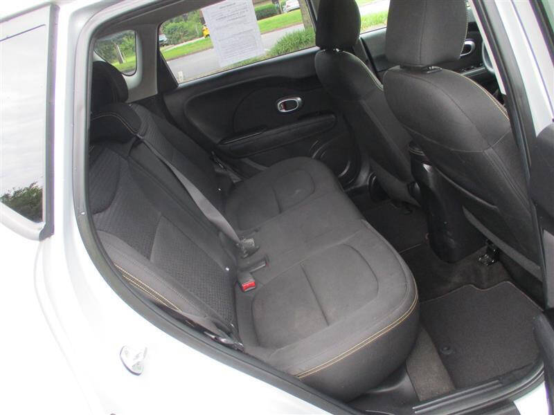 2015 Kia Soul +