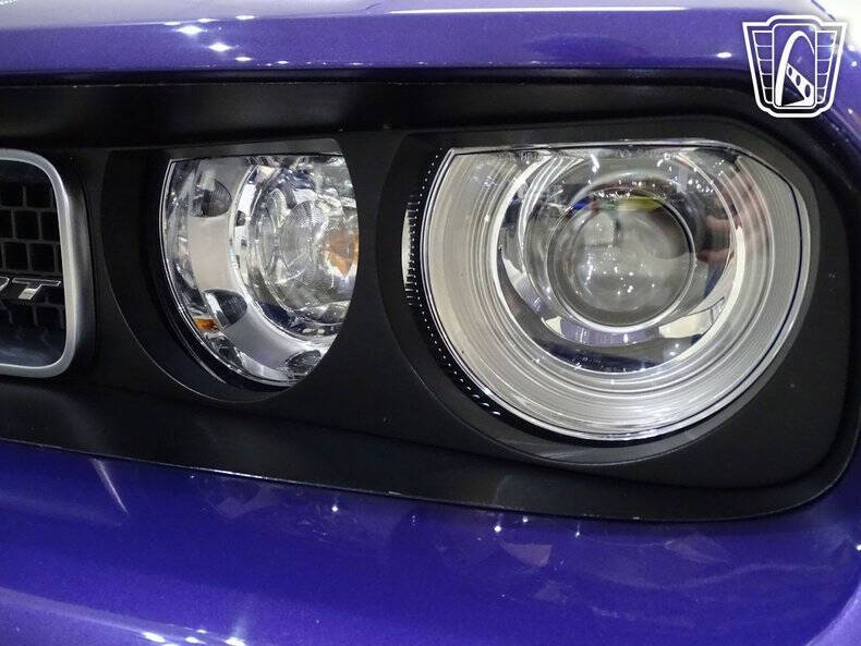 2010 Dodge Challenger SRT8