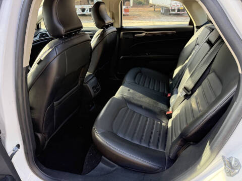 2017 Ford Fusion Hybrid SE