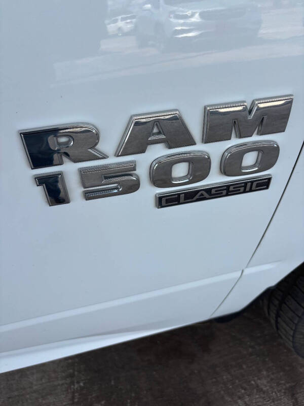 2023 RAM 1500 Classic SLT