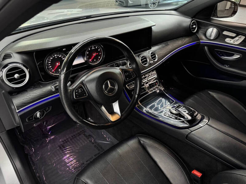 2017 Mercedes-Benz E-Class E 300 4MATIC