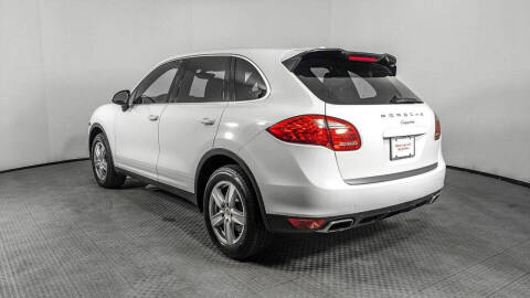 2014 Porsche Cayenne Platinum