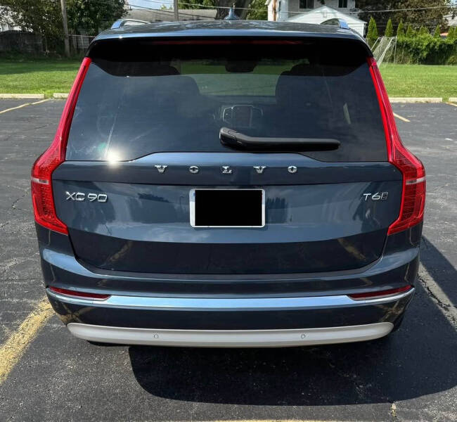 2022 Volvo XC90 T6 Inscription 6-Passenger