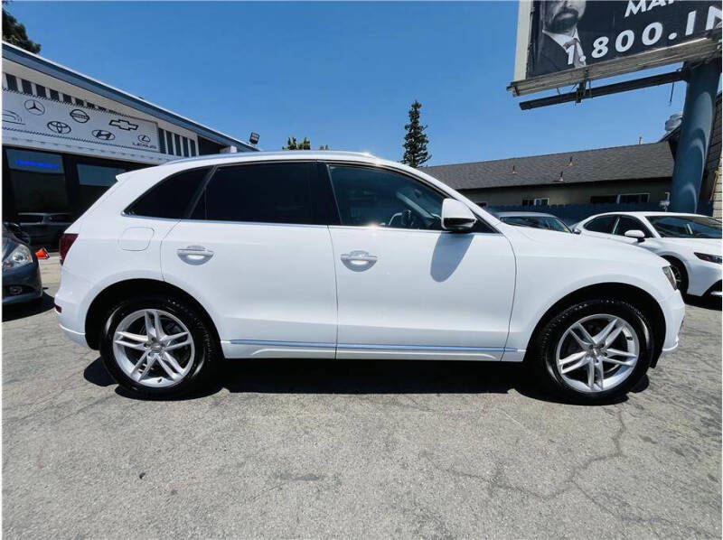 2017 Audi Q5 2.0T quattro Premium Plus