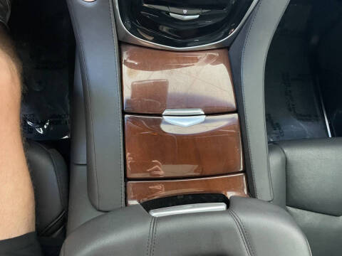 2019 Cadillac Escalade Luxury