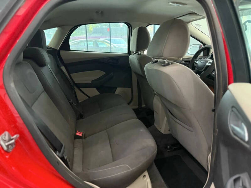 2012 Ford Focus SE