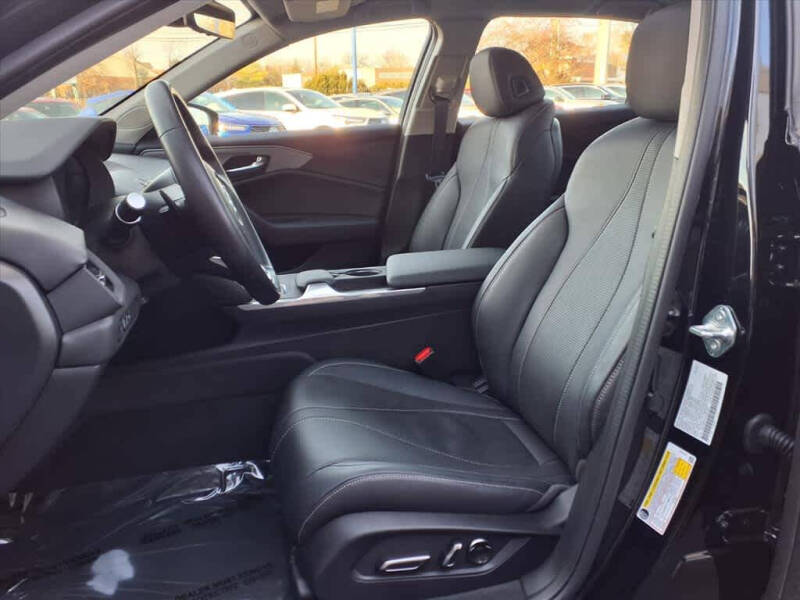 2025 Acura TLX w/Tech