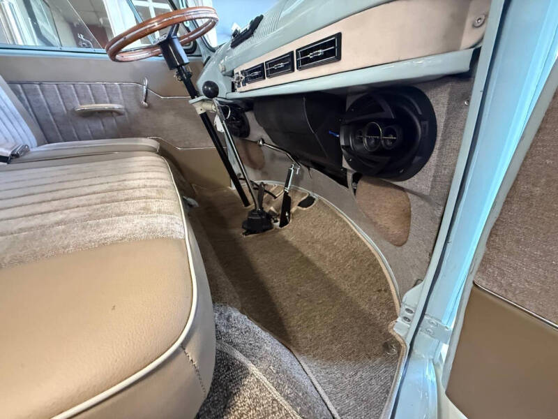 1972 Volkswagen Bus