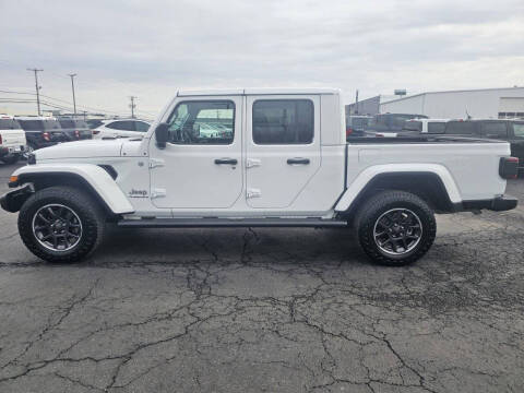 2023 Jeep Gladiator Overland