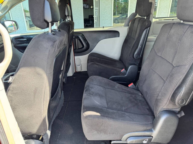 2012 Dodge Grand Caravan Crew