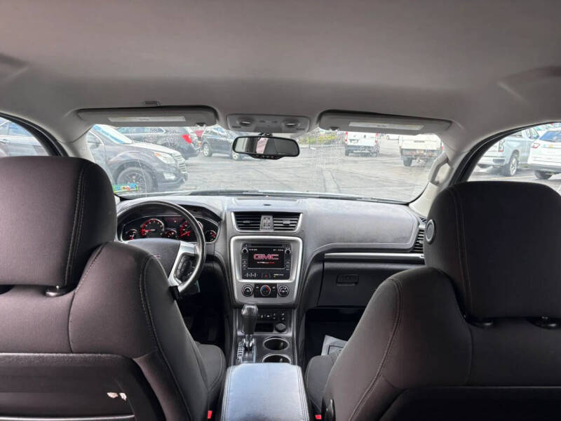 2014 GMC Acadia SLE-2