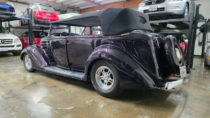 1936 Ford Phaeton