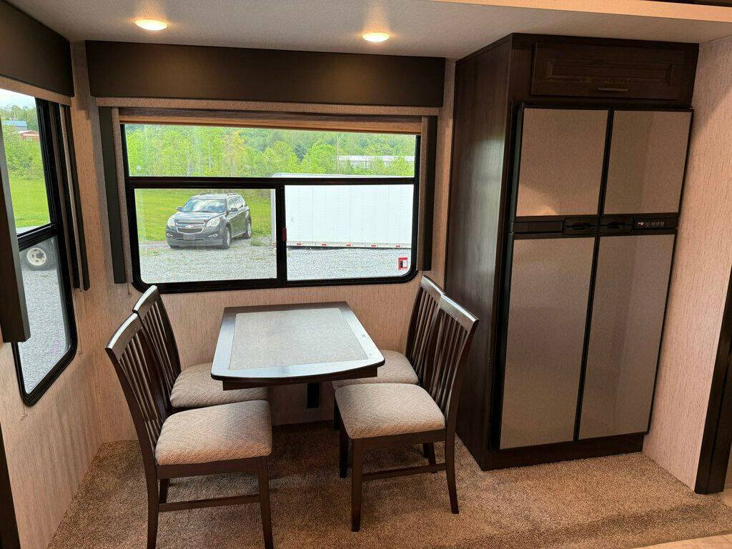 2020 Grand Design RV Momentum 44
