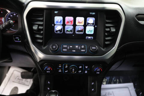 2017 GMC Acadia SLT-1