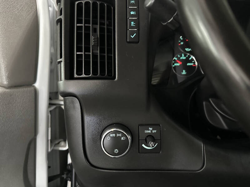 2017 Chevrolet Express LS 2500