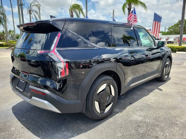 2026 Kia EV9 Light Long Range