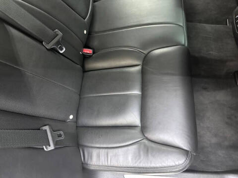 2011 Cadillac DTS Luxury Collection