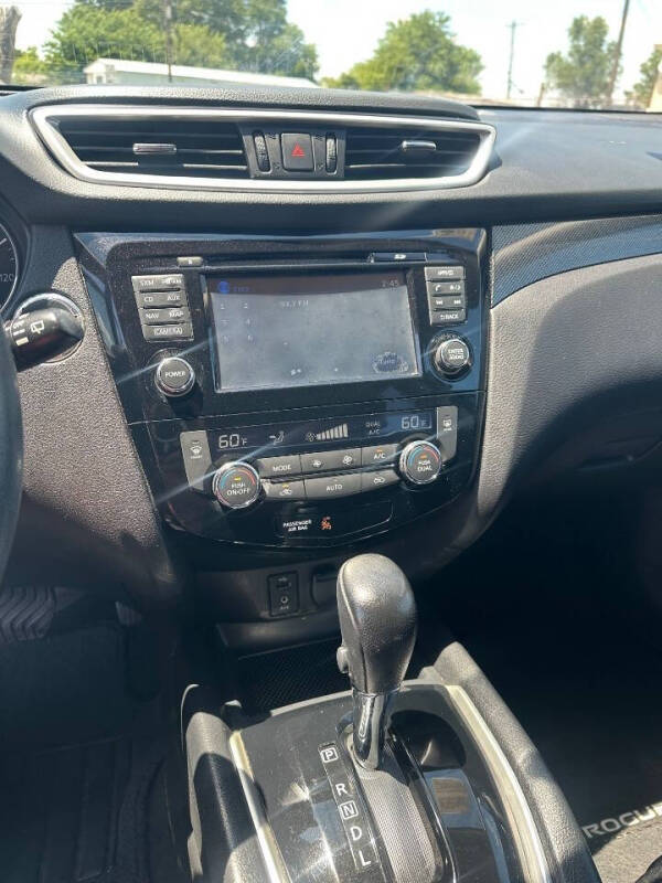 2016 Nissan Rogue SL