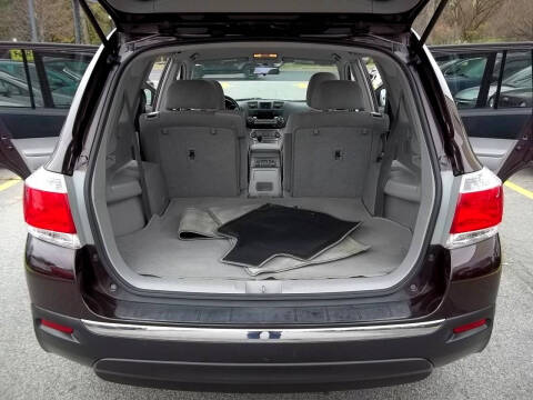 2012 Toyota Highlander SE