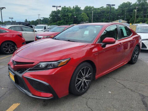 2021 Toyota Camry for sale at Arlington Motors of Maryland in Suitland MD