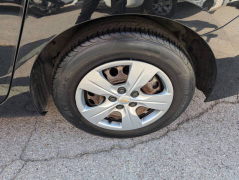 2017 Chevrolet Cruze LS Auto